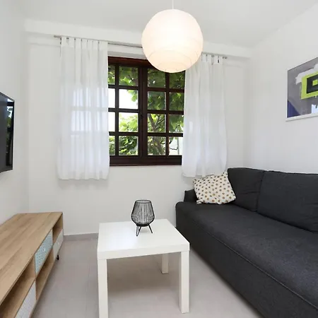 Apartment Lina Rabac Exterior photo