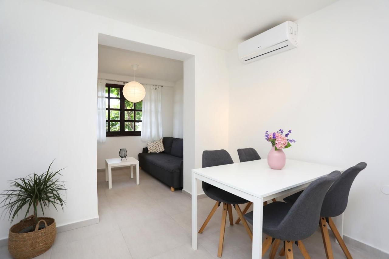 Apartment Lina *