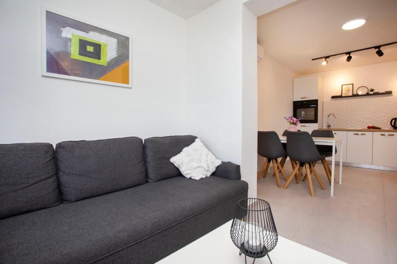 Apartment Lina *